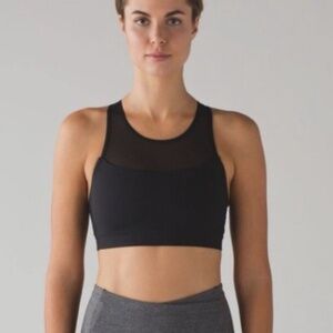 EUC Lululemon Gear Up Black High Neck Mesh Bra Size 6